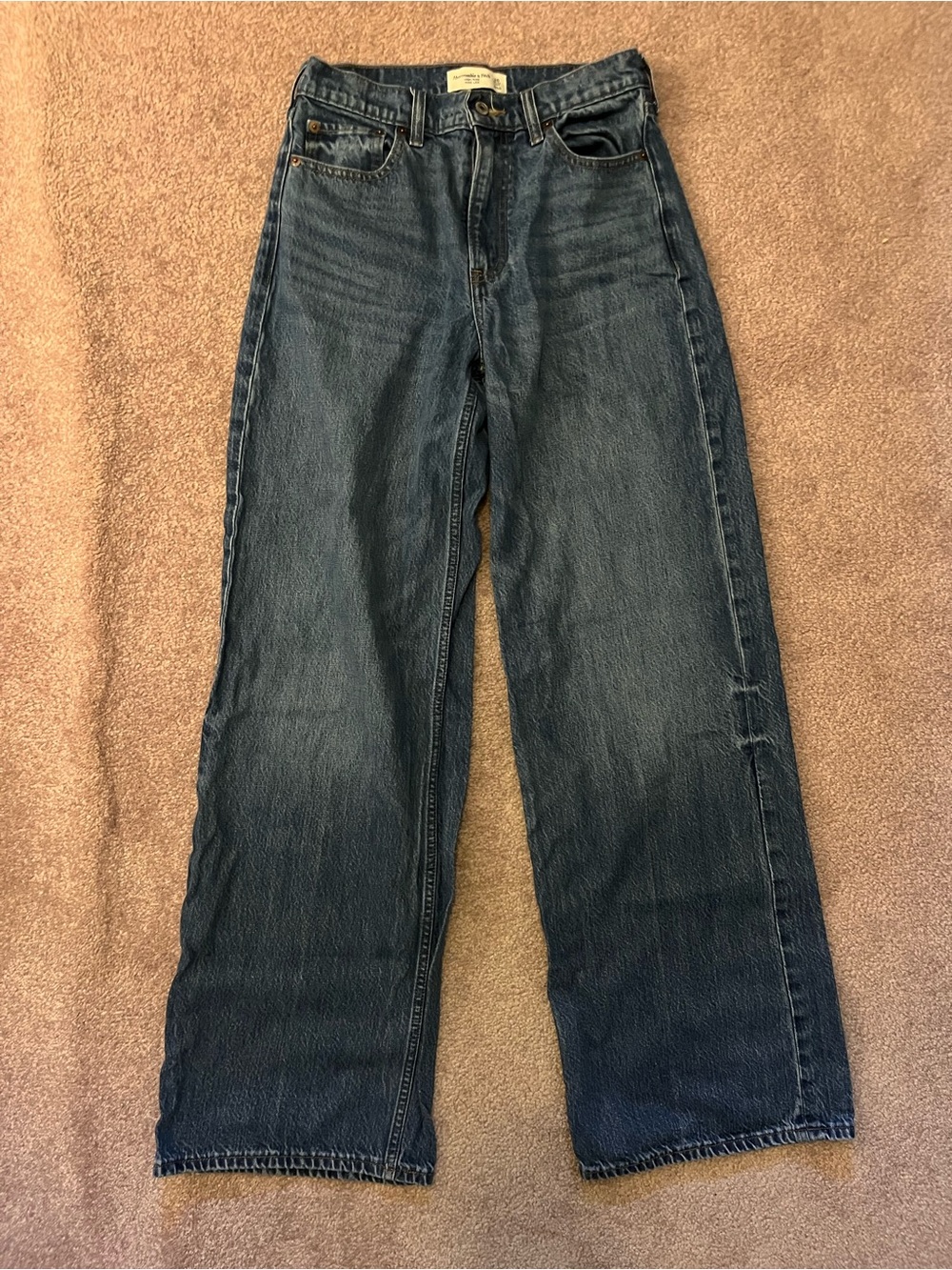 Abercrombie & Fitch High Rise Wide Leg Jean